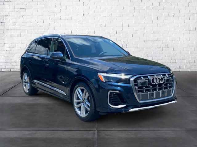 new 2025 Audi Q7 car, priced at $76,480