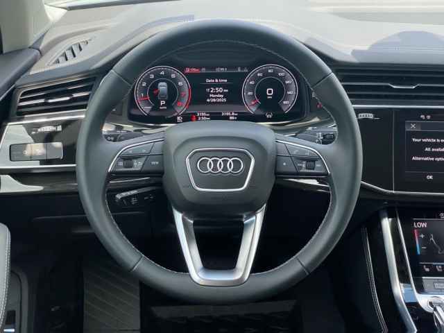new 2025 Audi Q7 car, priced at $65,970