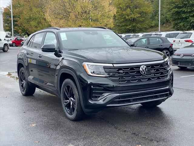 used 2025 Volkswagen Atlas Cross Sport car