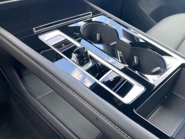 new 2025 Volkswagen Atlas Cross Sport car