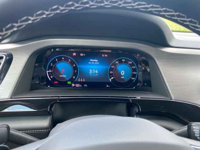 new 2025 Volkswagen Atlas Cross Sport car