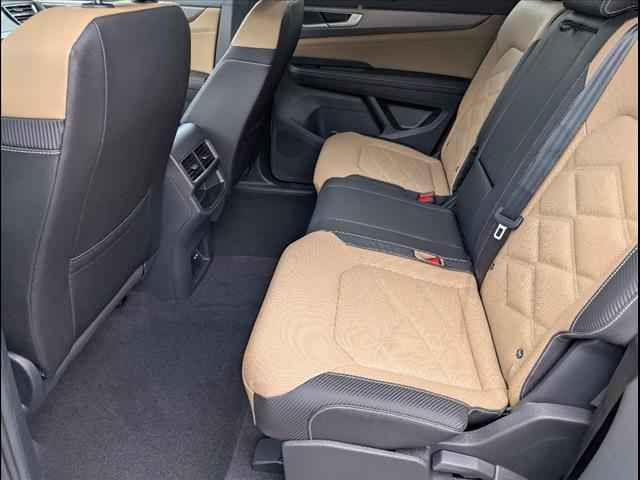 new 2025 Volkswagen Atlas Cross Sport car