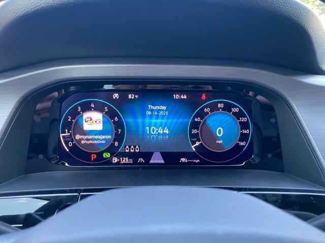 new 2025 Volkswagen Atlas Cross Sport car