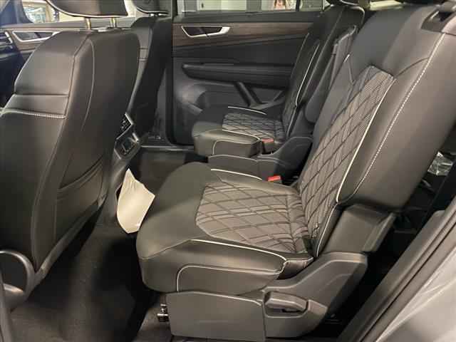 used 2025 Volkswagen Atlas car