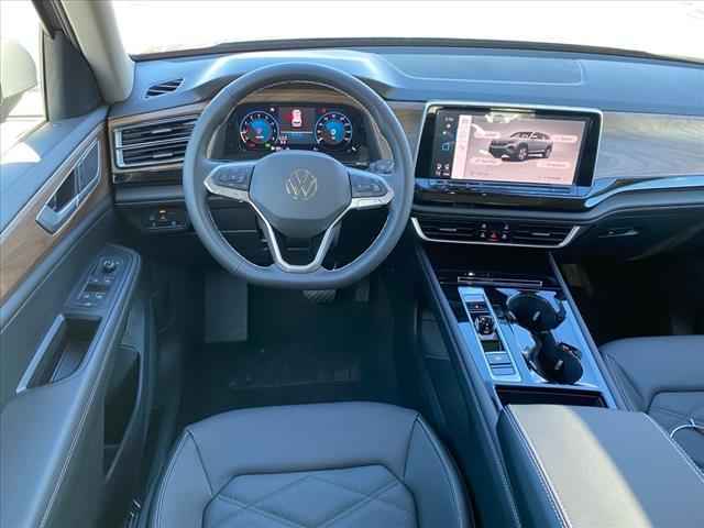 new 2025 Volkswagen Atlas car