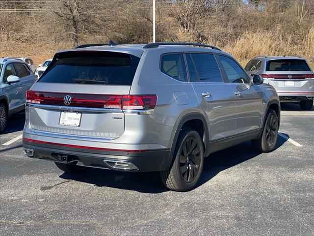 new 2025 Volkswagen Atlas car