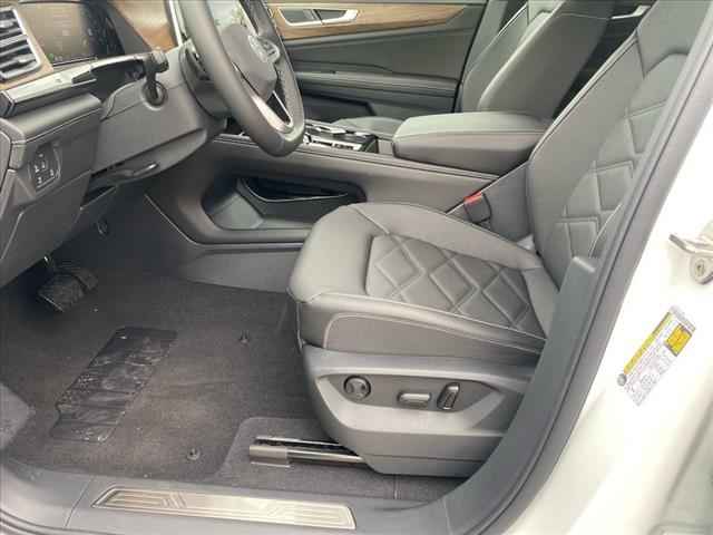 new 2025 Volkswagen Atlas car