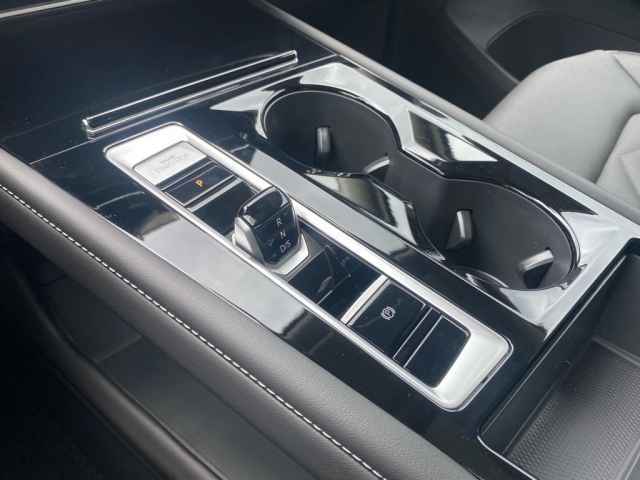 new 2025 Volkswagen Atlas car