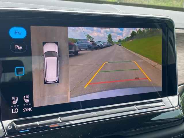 new 2025 Volkswagen Atlas car