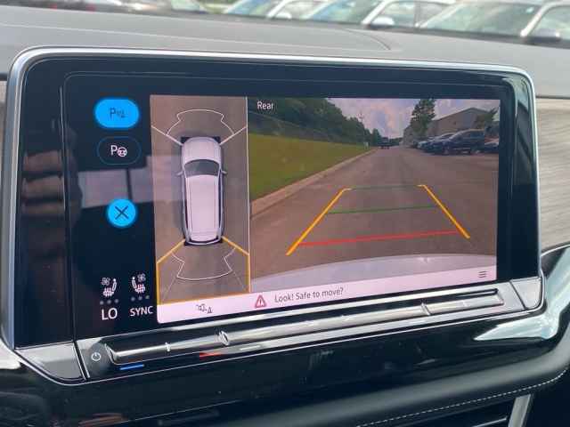 new 2025 Volkswagen Atlas car