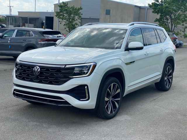 new 2025 Volkswagen Atlas car