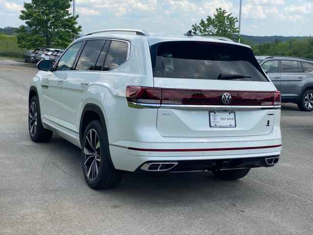 new 2025 Volkswagen Atlas car