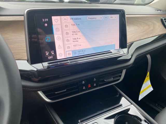 new 2025 Volkswagen Atlas car