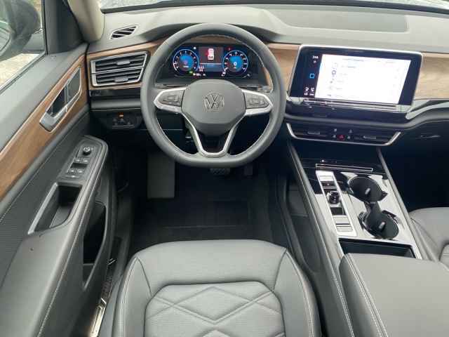 new 2025 Volkswagen Atlas car