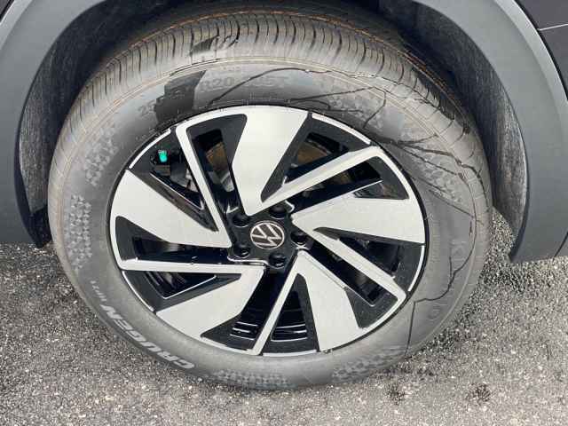 new 2025 Volkswagen Atlas car