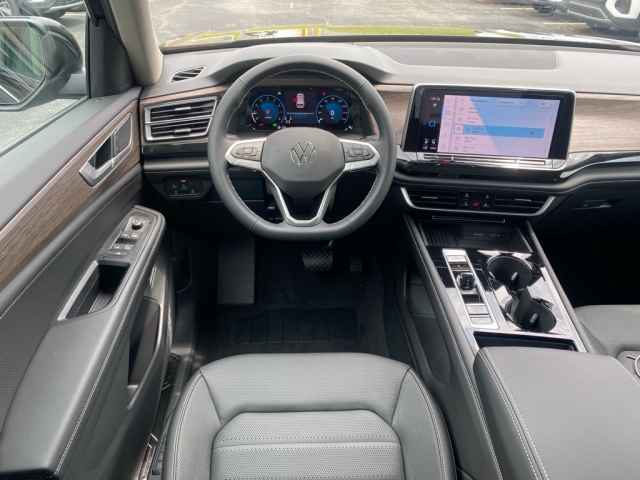 new 2025 Volkswagen Atlas car