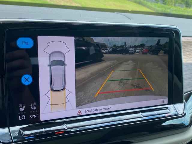 new 2025 Volkswagen Atlas car