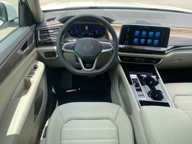 new 2025 Volkswagen Atlas car