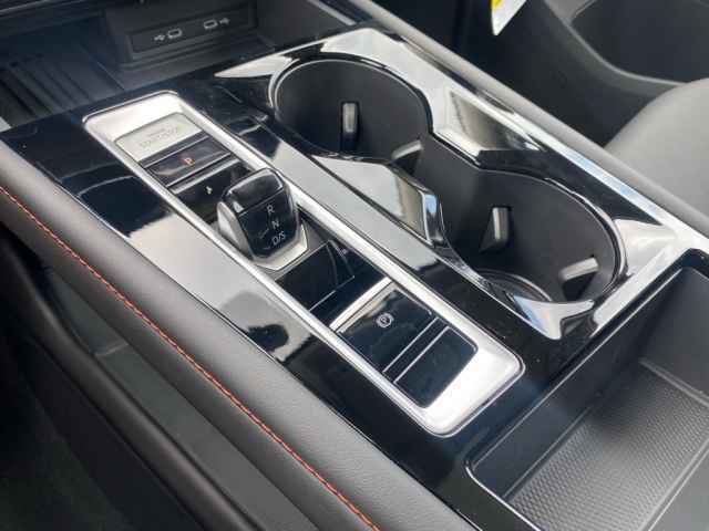 new 2025 Volkswagen Atlas car