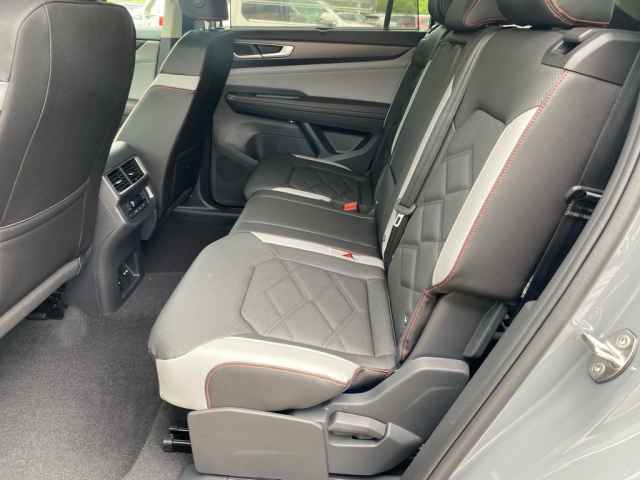 new 2025 Volkswagen Atlas car