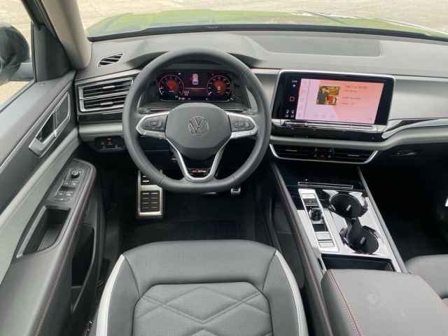 new 2025 Volkswagen Atlas car