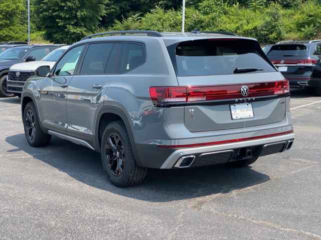 new 2025 Volkswagen Atlas car