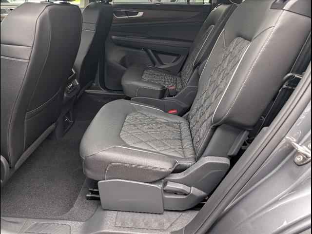 new 2025 Volkswagen Atlas car