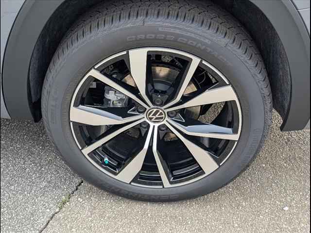 new 2025 Volkswagen Atlas car