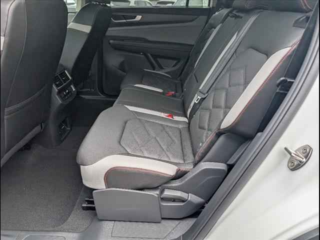 new 2025 Volkswagen Atlas car