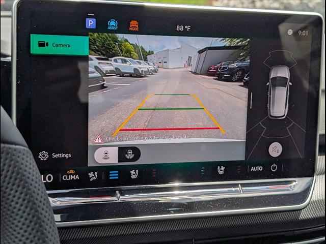 new 2025 Volkswagen Golf GTI car