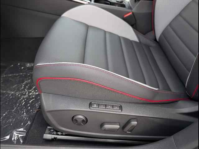 new 2025 Volkswagen Golf GTI car