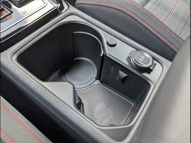 new 2025 Volkswagen Golf GTI car