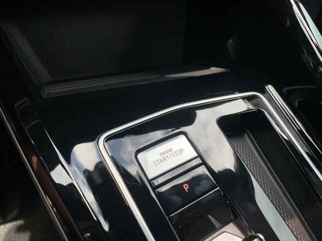 new 2025 Volkswagen Golf GTI car
