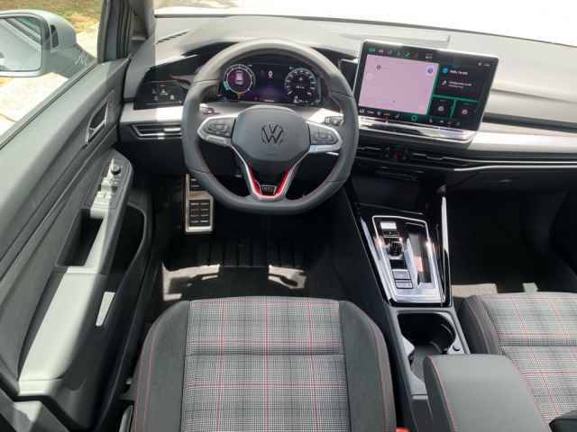 new 2025 Volkswagen Golf GTI car