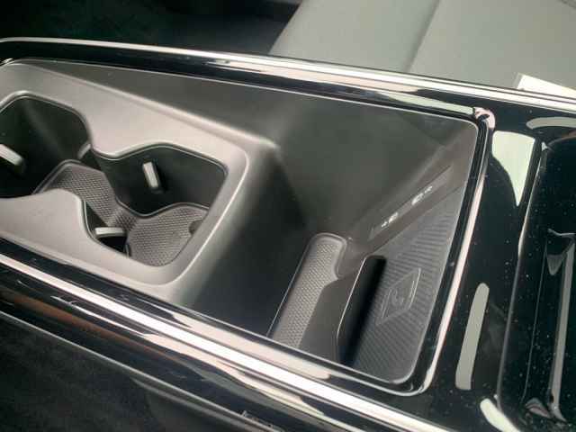 new 2025 Volkswagen ID.4 car