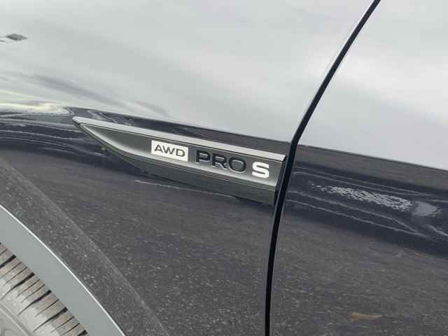 new 2025 Volkswagen ID.4 car