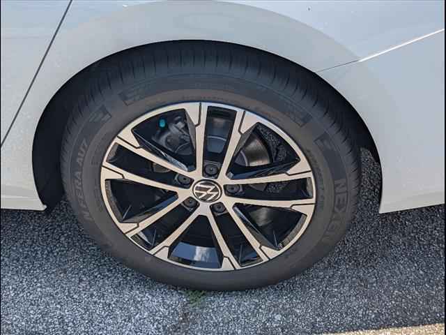 new 2025 Volkswagen Jetta car