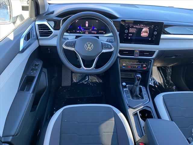 new 2025 Volkswagen Taos car