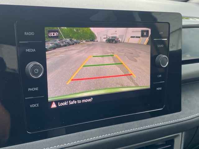 new 2025 Volkswagen Taos car