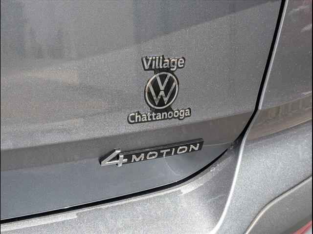 new 2025 Volkswagen Taos car