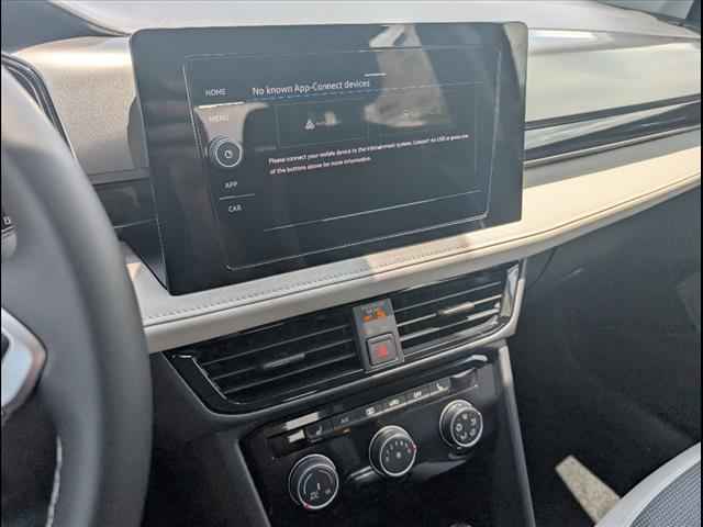 new 2025 Volkswagen Taos car