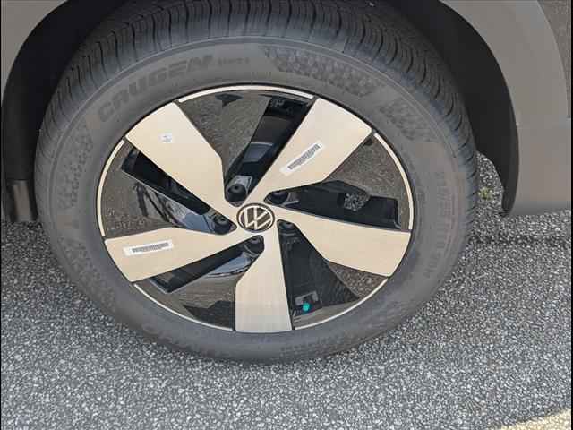 new 2025 Volkswagen Taos car