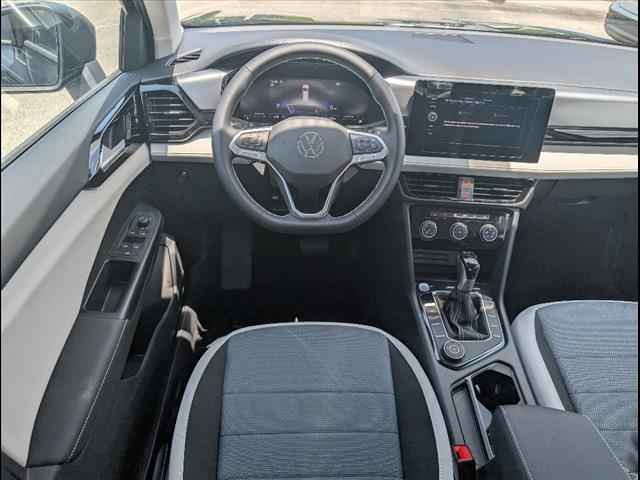 new 2025 Volkswagen Taos car