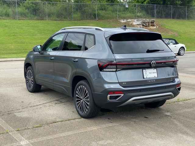 new 2025 Volkswagen Taos car
