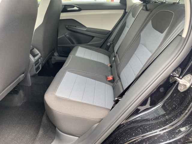 new 2025 Volkswagen Taos car