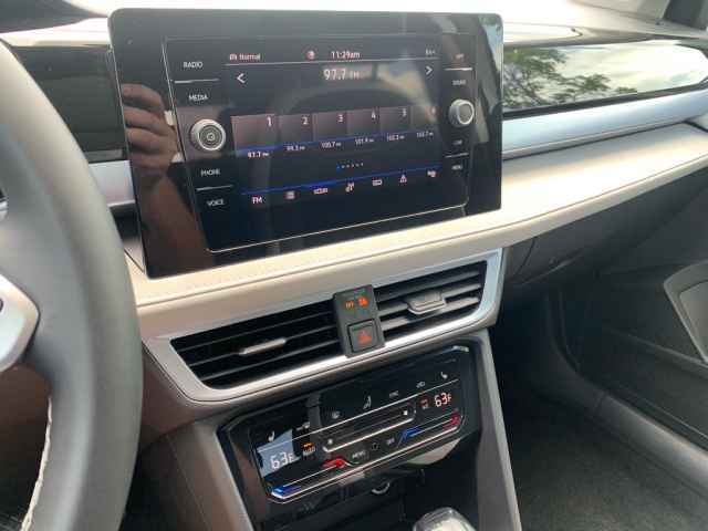 new 2025 Volkswagen Taos car