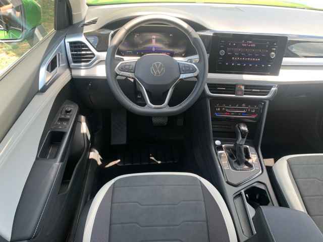 new 2025 Volkswagen Taos car