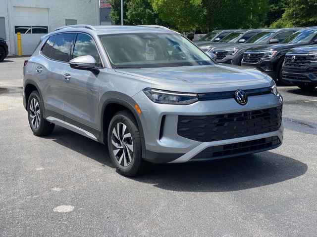 new 2025 Volkswagen Tiguan car