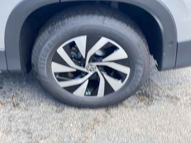 new 2025 Volkswagen Tiguan car