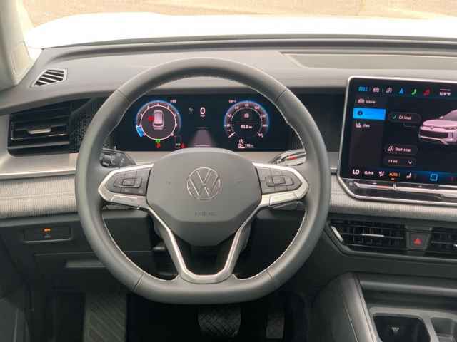 new 2025 Volkswagen Tiguan car